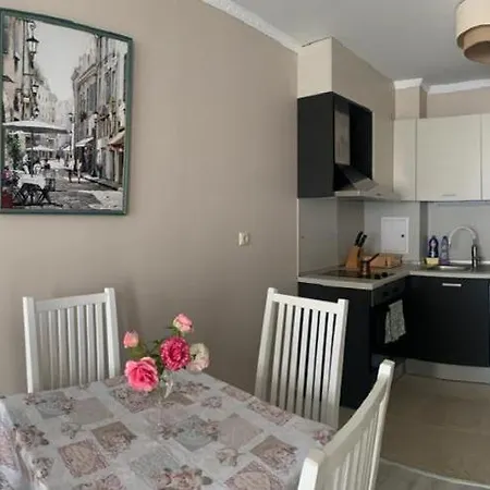 Sea Breeze. アパート ソゾポル